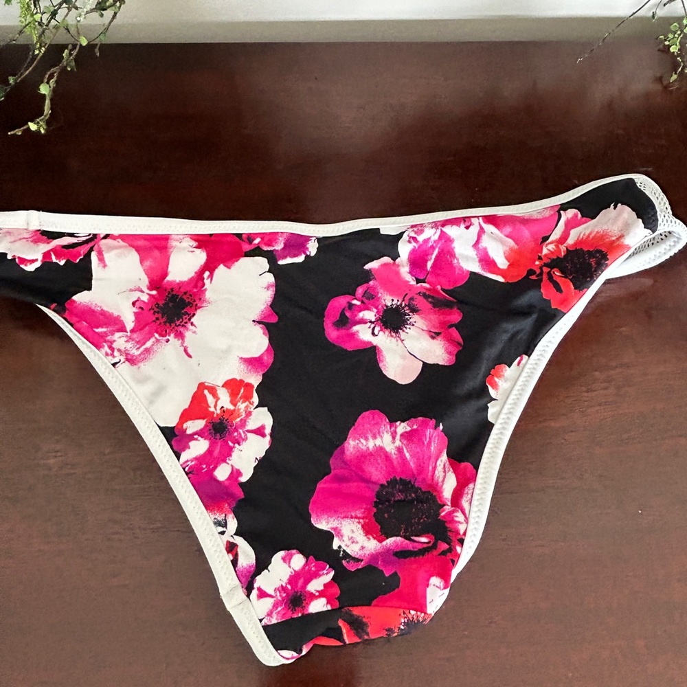 Land End Sport Bikini bottoms 8